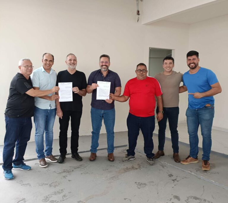 Com emenda de Alan Rick, Colônia de Pescadores de Sena Madureira recebe Fábrica de Gelo