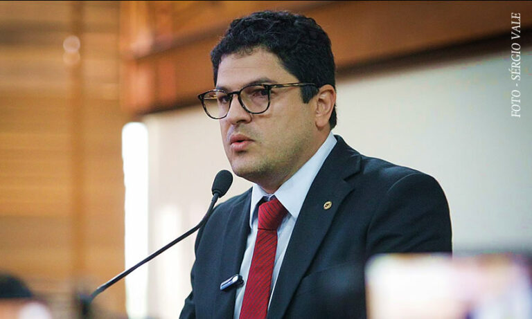 Eduardo Ribeiro pede que servidores de mais de 60 anos sejam liberados por conta da fumaça