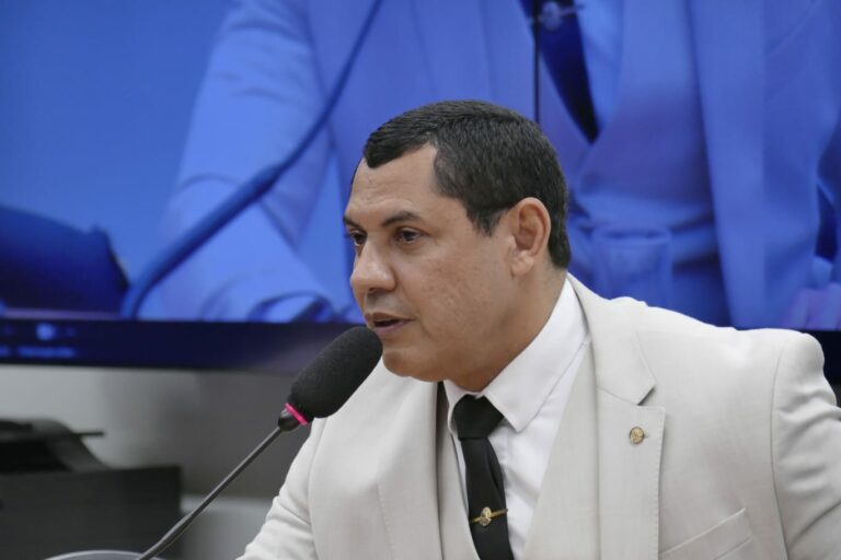 Coronel Ulysses destina R$ 500 mil para ampliar programa de saúde de policiais civis do Acre