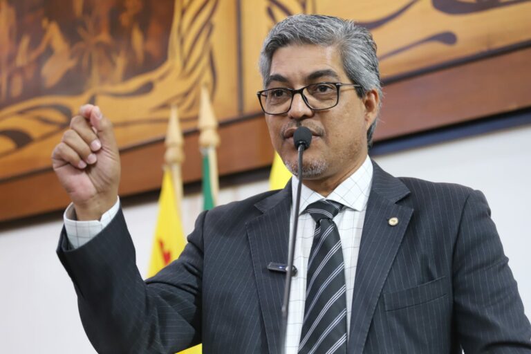 Edvaldo Magalhães aprofunda debate a respeito do setor de Nefrologia: “um grande escândalo”