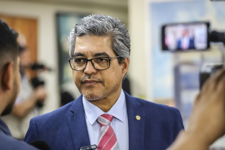 Edvaldo Magalhães defende compra de polpas de frutas pela merenda escolar: ‘os recursos existem’