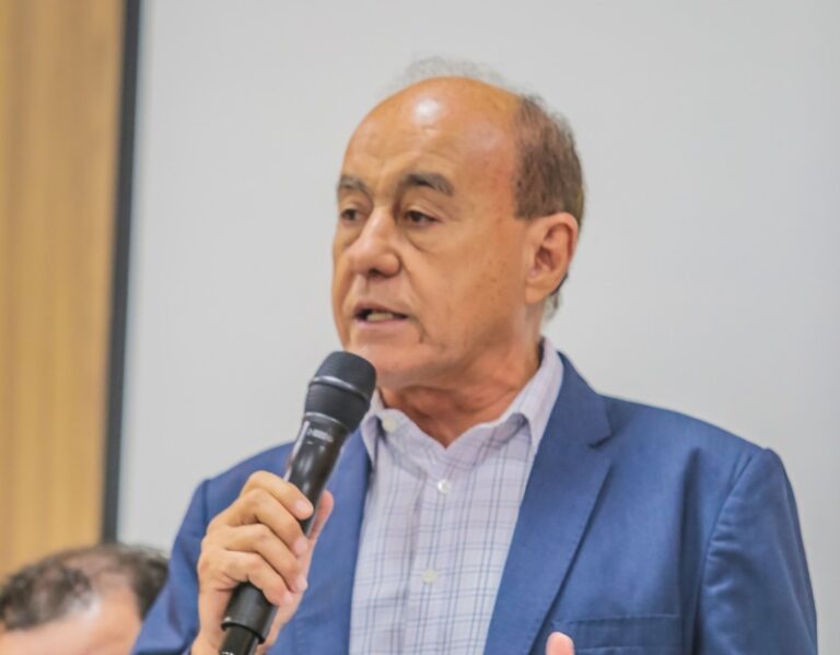 Bocalom lamenta falecimento de Flaviano: “A política perde um estadista”