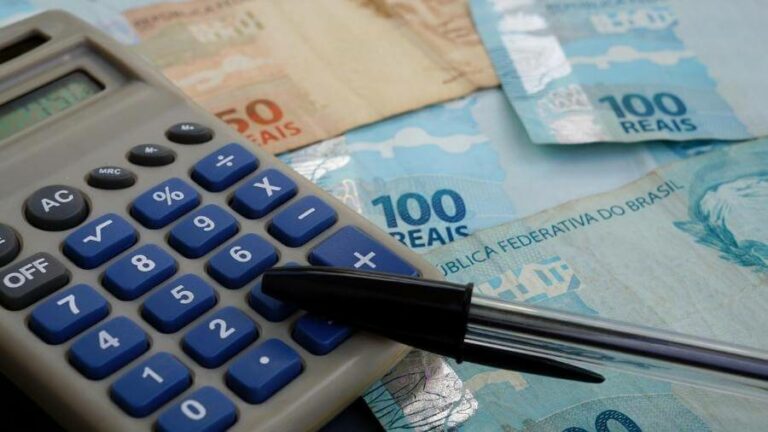 Acreanos já pagaram quase R$ 3 bilhões em impostos no 1º semestre de 2024