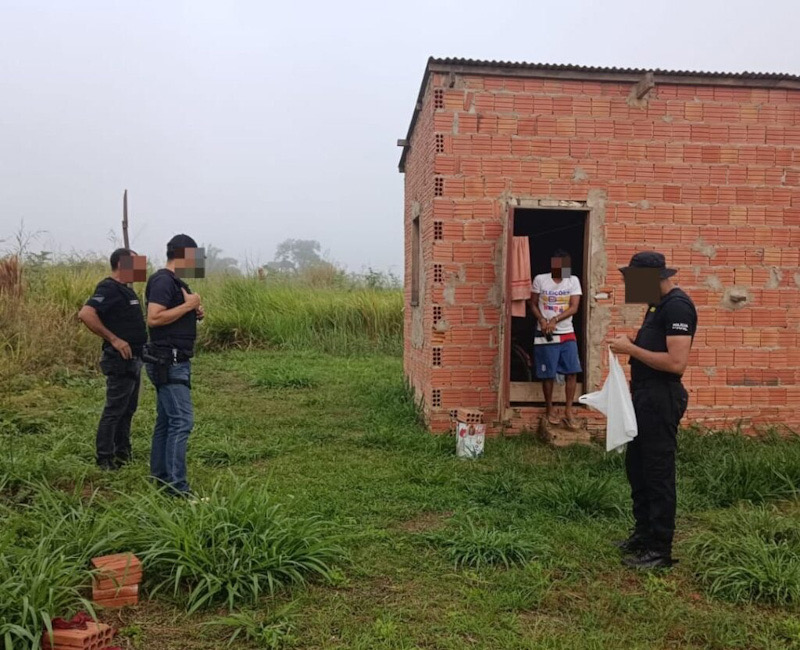 Polícia Prende Homem Que Perseguia Crianças No Caminho Da Escola E ...