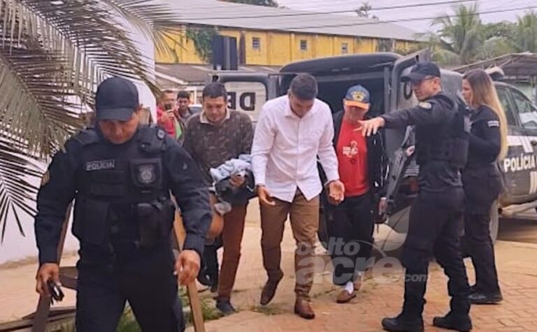 Trio condenado por estupro de criança é transferido para cadeia em Epitaciolândia