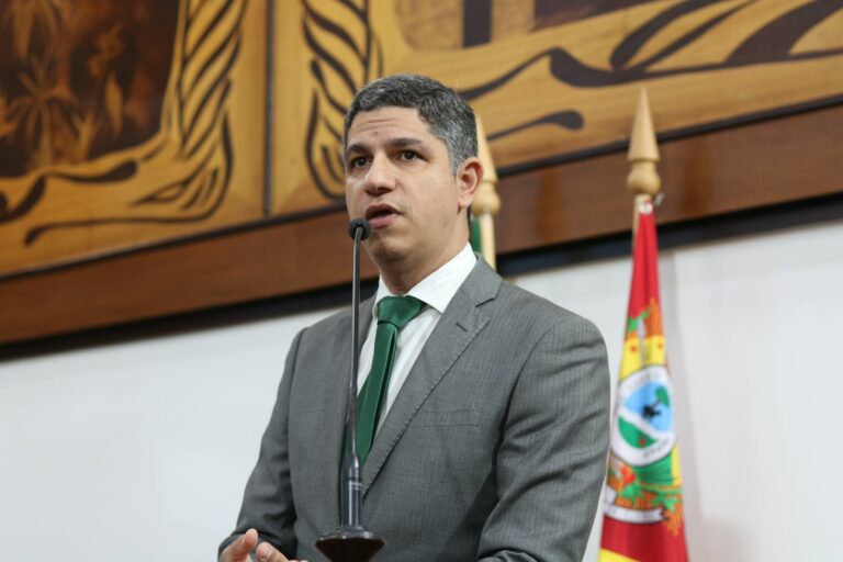 Calegário anuncia Festa do Trabalhador Terceirizado que ocorrerá em Rio Branco