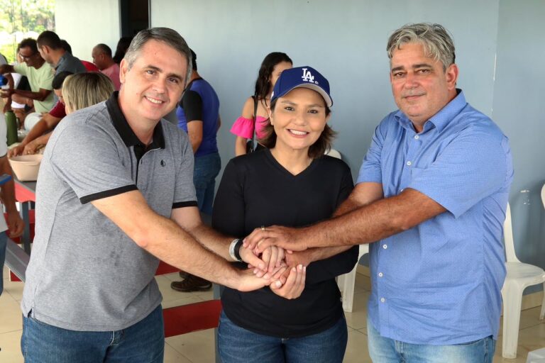 Em Mâncio Lima, caravana do MDB se reúne com Chicão da Distribuidora para declarar apoio a pré-candidatura a prefeito do município