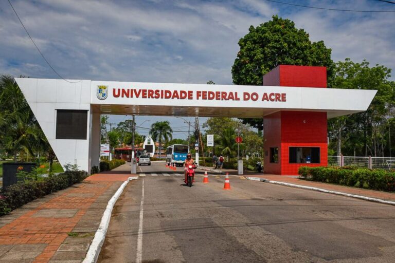 30 universidades terminam greve, mas Ufac mantém paralisação das atividades