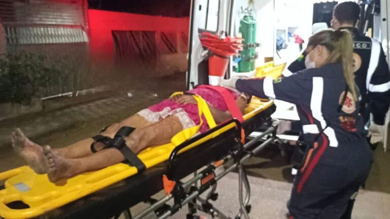 Moradora em situação de rua é agredida com paulada na cabeça em casa abandonada