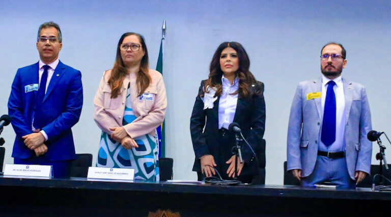 Deputada federal Antônia Lúcia se destaca como a mais atuante do Acre e do Brasil