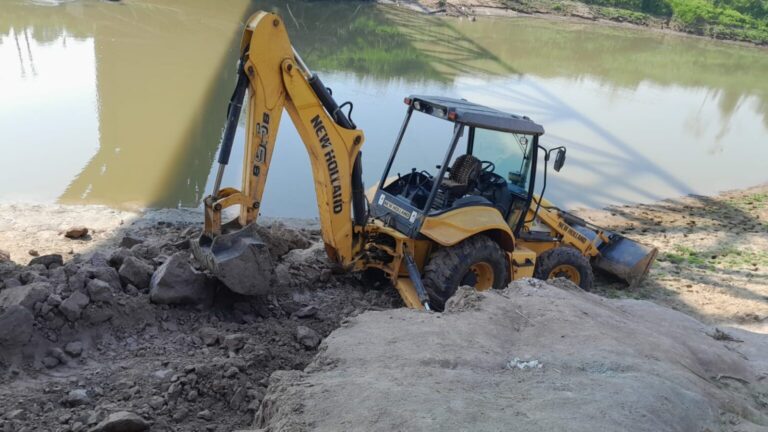 Crise hídrica: Saneacre aumenta captação de água no Rio Iaco