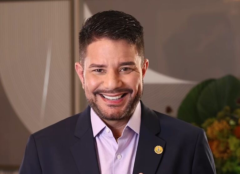Gladson anuncia antecipação da 1º parcela do 13º e pagamento de julho para servidores estaduais