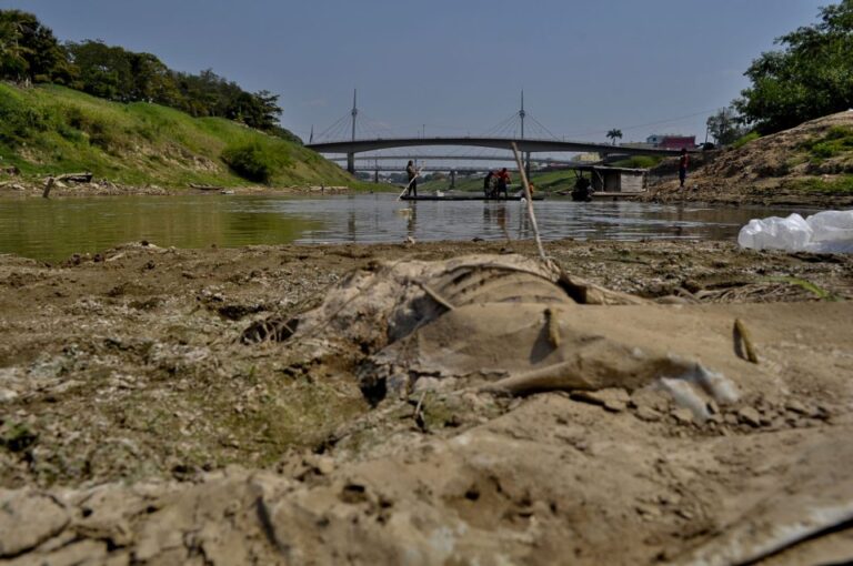 Governo Lula reconhece situação de emergência em Rio Branco por causa da seca