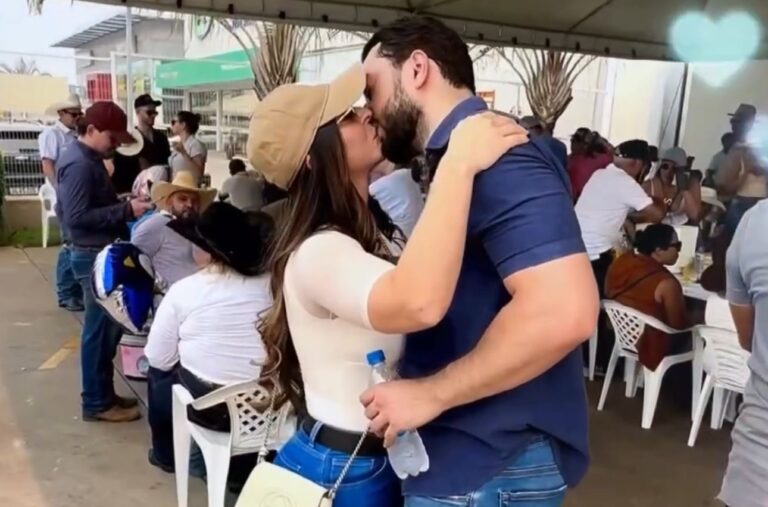 Em clima romântico, Jarude e Ana Paula participam da cavalgada 2024 em Rio Branco