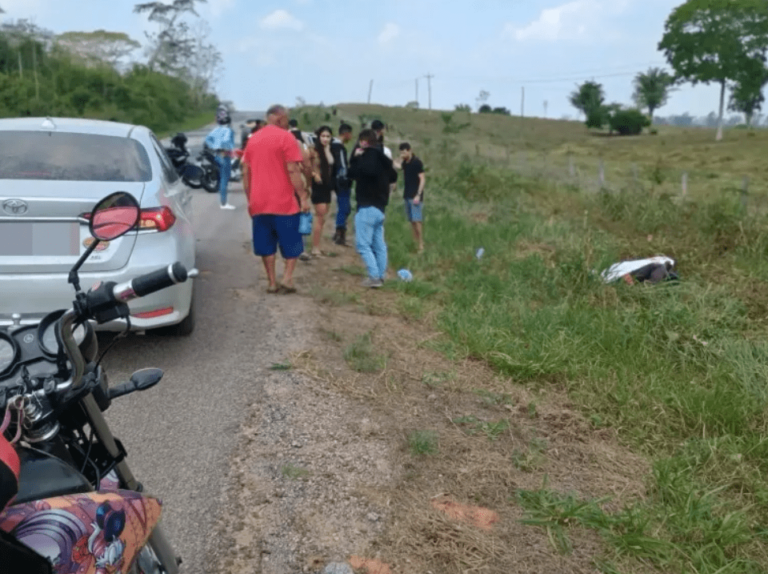 Eletricista morre em acidente fatal na BR-364; esposa fica ferida