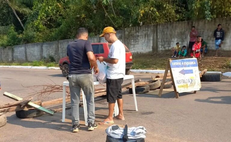 Moradores do Calafate encerram manifestação após 3 horas, mas ameaçam novo protesto