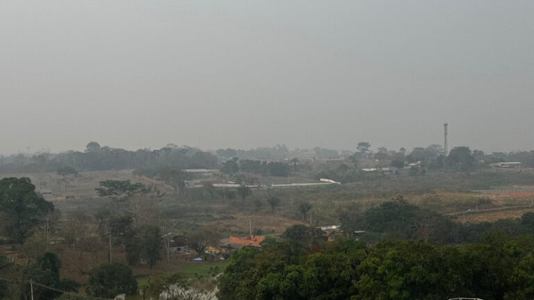 Rio Branco registra pior qualidade do ar entre as capitais brasileiras, com índice 60 vezes acima do limite da OMS