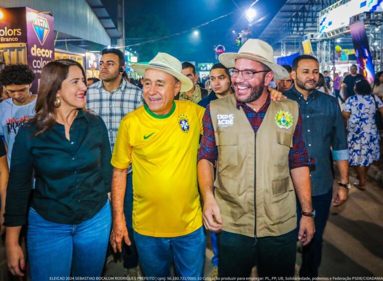 Acompanhado do governador Gladson, Bocalom é recebido com festa na penúltima noite de Expoacre