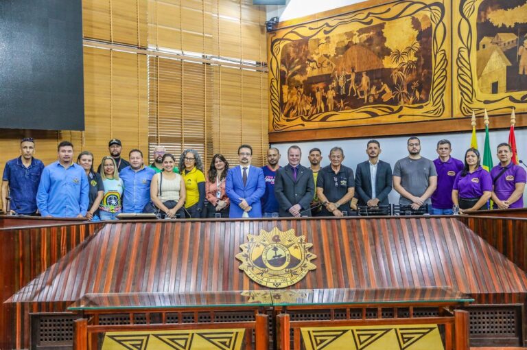 Pedro Longo promove sessão solene em homenagem ao Dia do Instrutor de Trânsito