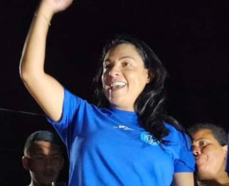 Rosana Gomes lidera pesquisa com 64% e deve vencer disputa à prefeitura de Senador Guiomard