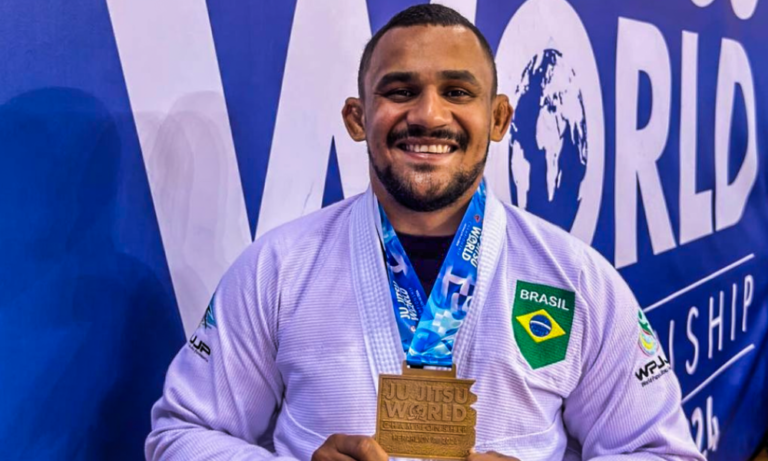 Paratleta acreano é campeão mundial de Jiu-Jitso na Grécia
