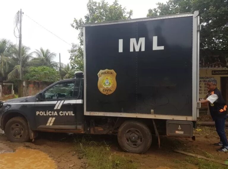 Assaltantes são mortos pela PM após tiroteio e invasão de casa com reféns no Acre