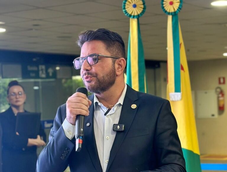 Gladson não descarta vinda de novas empresas aéreas ao Acre após retorno da Azul