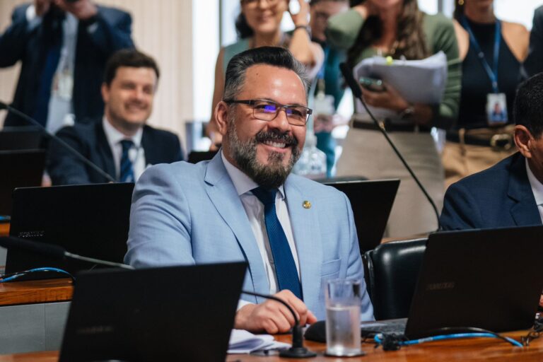 No Dia Mundial da Alimentação, Senado aprova substitutivo de Alan Rick sobre doação de alimentos