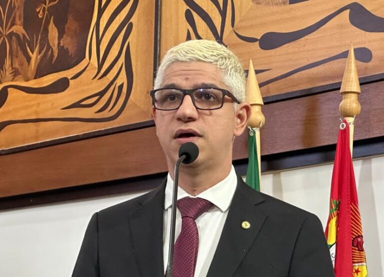 Calegário propõe PL para apoiar mulheres vítimas de violência doméstica em contratos de terceirização no Acre