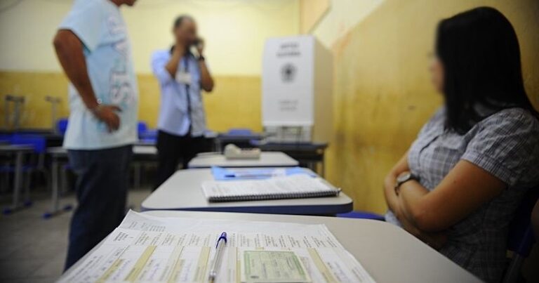 Presidente de mesa é preso por atraso na abertura de seção eleitoral no Quinari