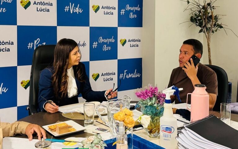 Antônia Lúcia reafirma compromisso com Assis Brasil em reunião com prefeito Jerry Correia