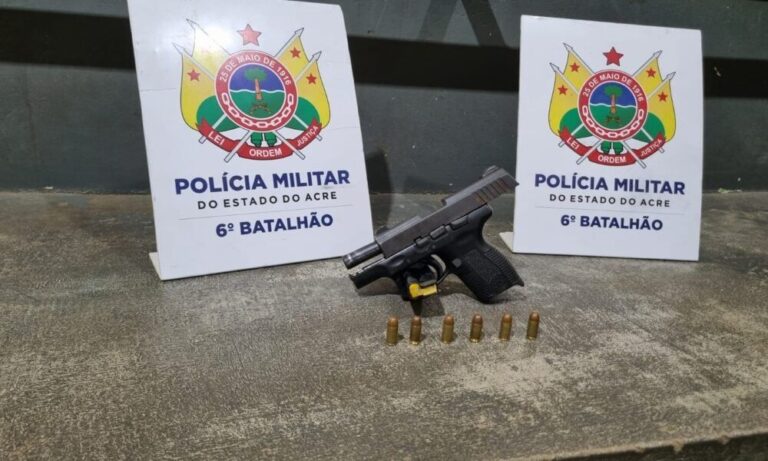 Mulher é presa com pistola e R$ 6 mil durante abordagem policial em Cruzeiro do Sul