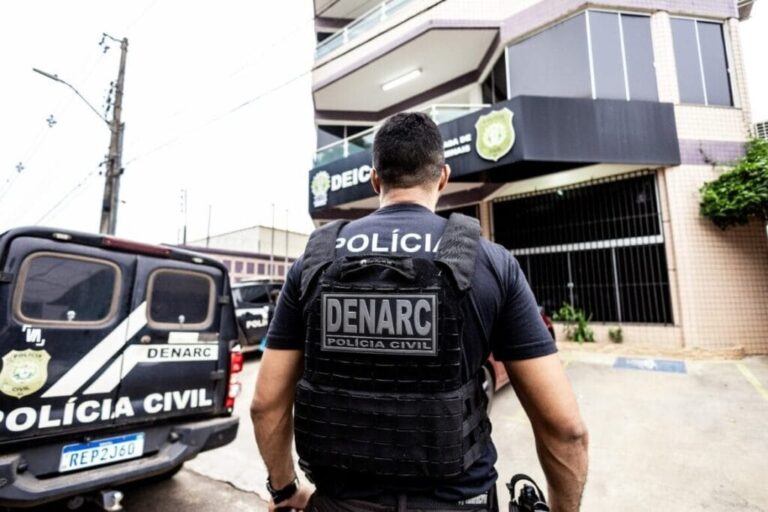 Polícia prende 2 pessoas suspeitas de envolvimento em roubo a residência no Tropical