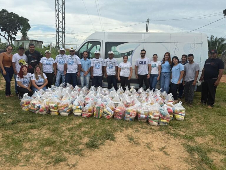 Colégio Batista Betel e Programa Amigos Solidários promovem ação social com entrega de cestas básicas em bairro carente de Rio Branco