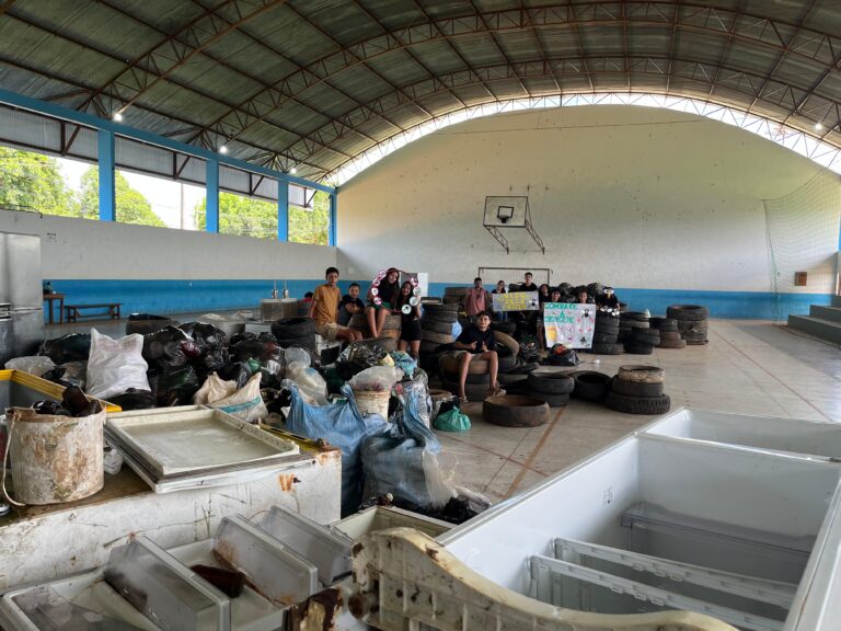 Calegário parabeniza Secretaria Municipal de Saúde de Capixaba por ação de combate a dengue