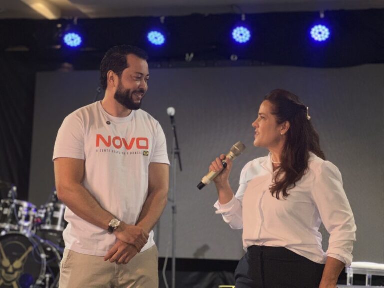 Mara Rocha se filia ao Partido Novo e Jarude aproveita para lançá-la pré-candidata ao Senado