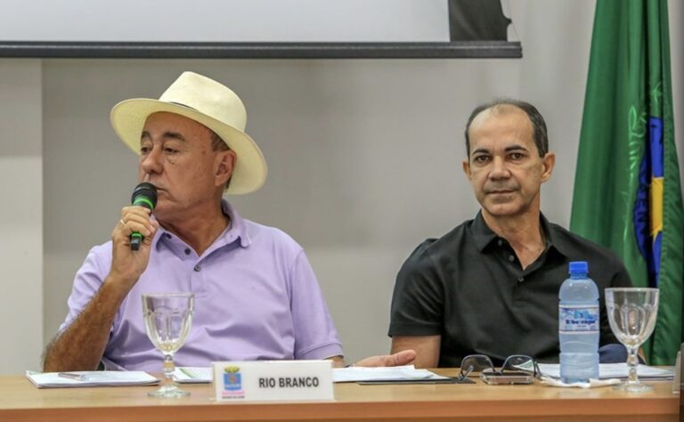 Bocalom é reeleito presidente da Associação dos Municípios do Acre; Zequinha Lima, de Cruzeiro do Sul, será o vice