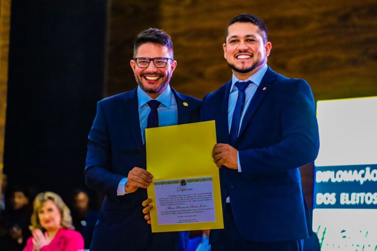 Moacir Júnior é diplomado vereador pelo Tribunal Regional Eleitoral do Acre