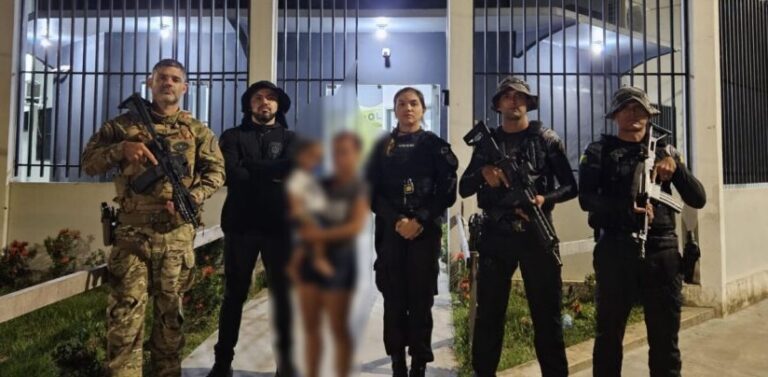 Polícia resgata mulher e bebê mantidos em cárcere privado em seringal de Tarauacá