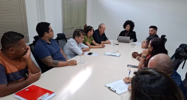 Famílias acampadas na Aleac terão aluguel social por 90 dias, garante governo