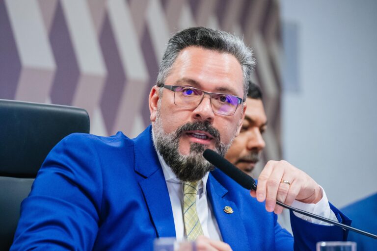 Relatório de Alan Rick ao projeto que cria o Desenrola Rural é aprovado na CRA