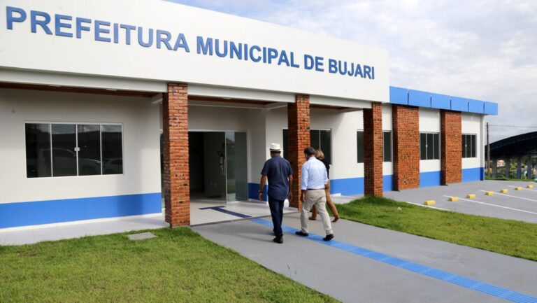 Prefeitura de Bujari abre seleção para monitores supervisores e estagiários