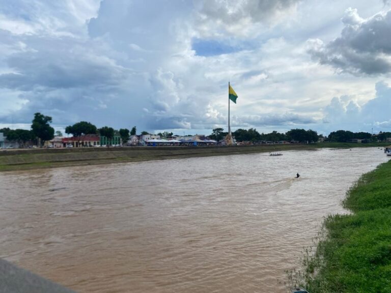 Nível do Rio Acre recua 7 centímetros e atinge 15,80 em Rio Branco