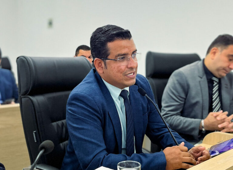 Vereador Aiache apresenta indicações para melhorias em bairros de Rio Branco