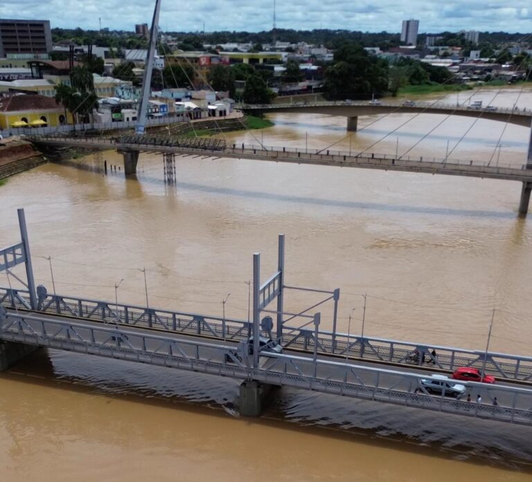 Rio Acre estabiliza em 15,22 metros, mas nova elevação não está descartada, diz Defesa Civil