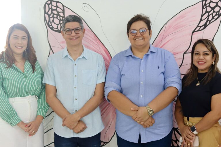 Deputado Calegário entrega equipamentos ao CECON e propõe homenagem a profissionais da saúde
