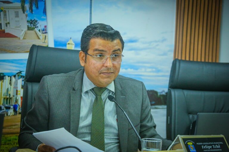 Presidente da CCJ, Aiache age com cautela na votação do aumento de cargos comissionados
