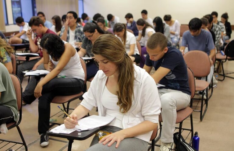 Prefeitura de Cruzeiro do Sul convoca aprovados em processo seletivo da Educação