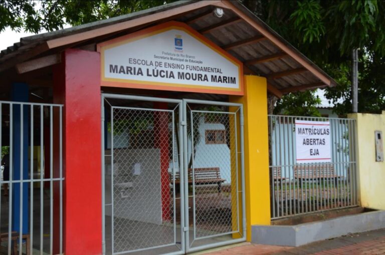 Escolas de Rio Branco começam a retomar atividades nesta segunda, após vazante do Rio Acre