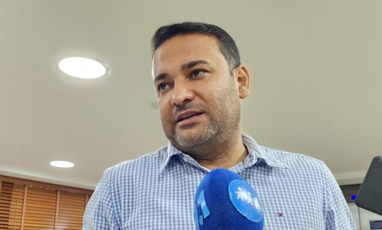 STF rejeita recurso do TCE e mantém Aberson Carvalho no cargo de secretário de Educação